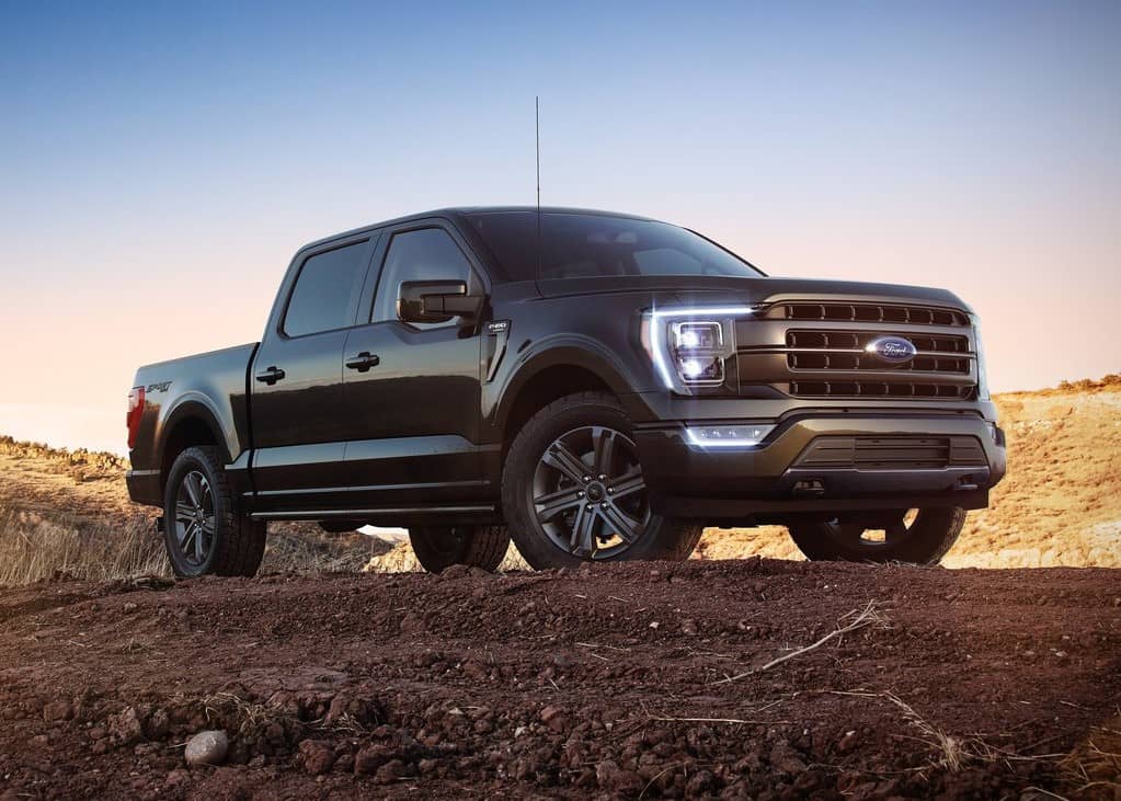 Prices And Specifications For Ford F-150 Lariat Sport 2022 In UAE ...